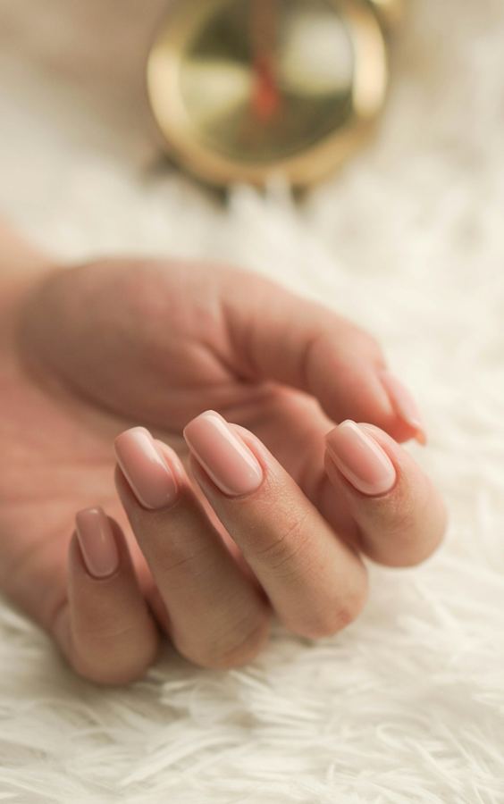 Nude kalıcı oje